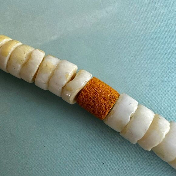 Vintage Carved Mother of Pearl Thunderbird Necklace Heishi Beads - Picture 13 of 13